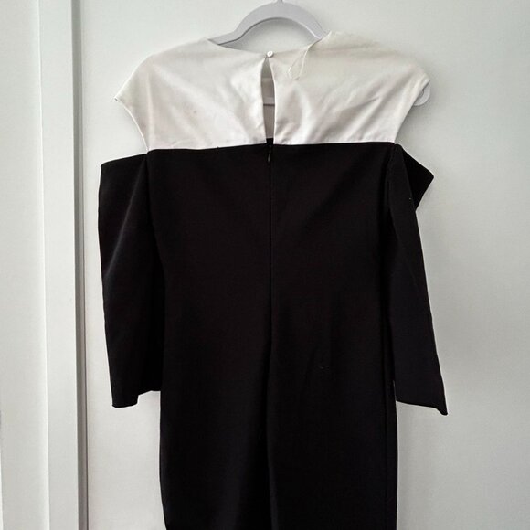 Black and White Off-Shoulder Dress - Picture 2 of 3